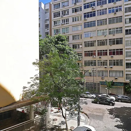Ótimo 2 quartos na quadra da praia para 6 pessoas-2